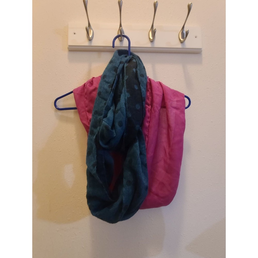 Bundle of scarves